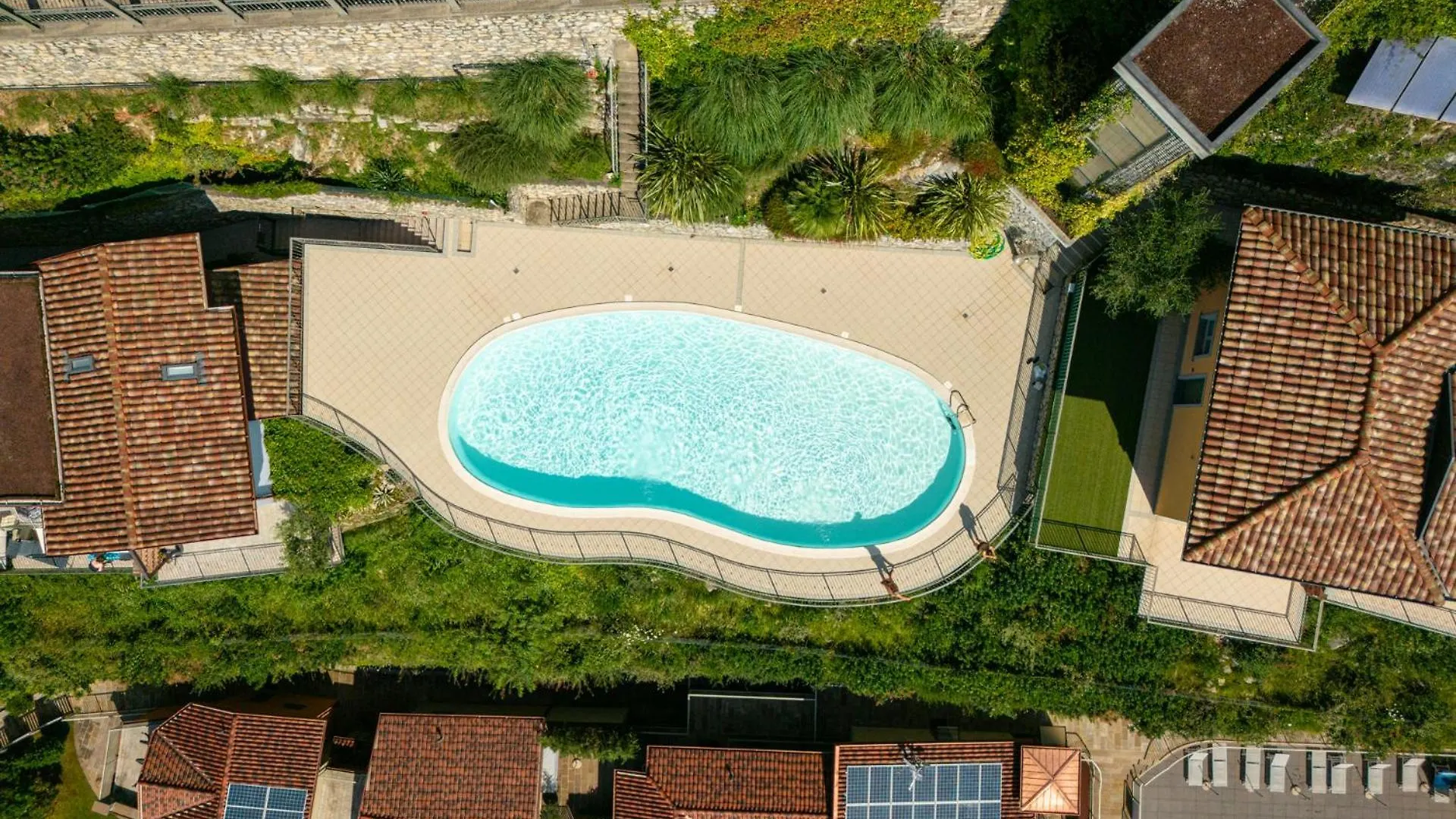Panorama Apartment Parzanica 0*,  Italy