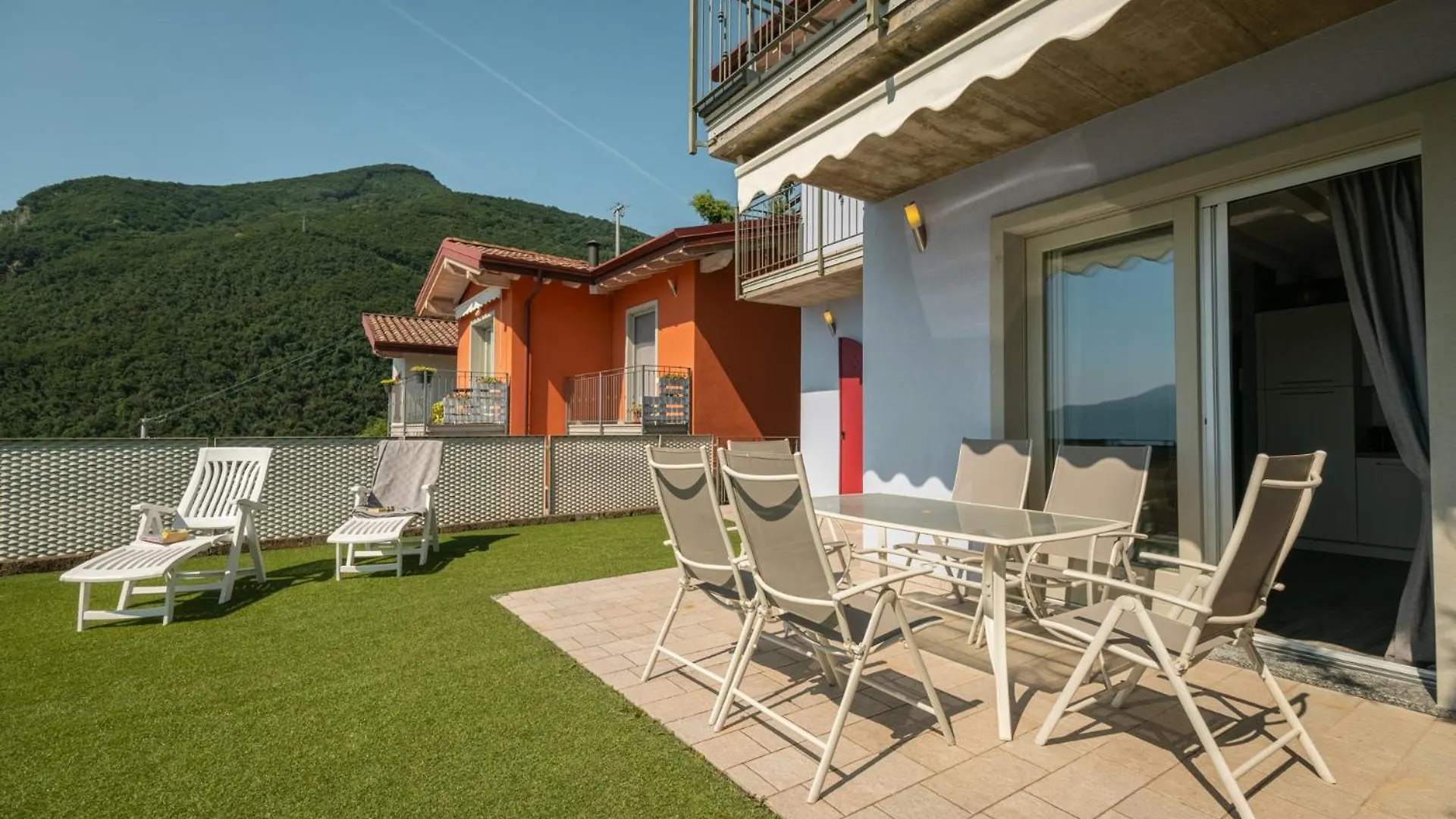 Panorama Apartment Parzanica