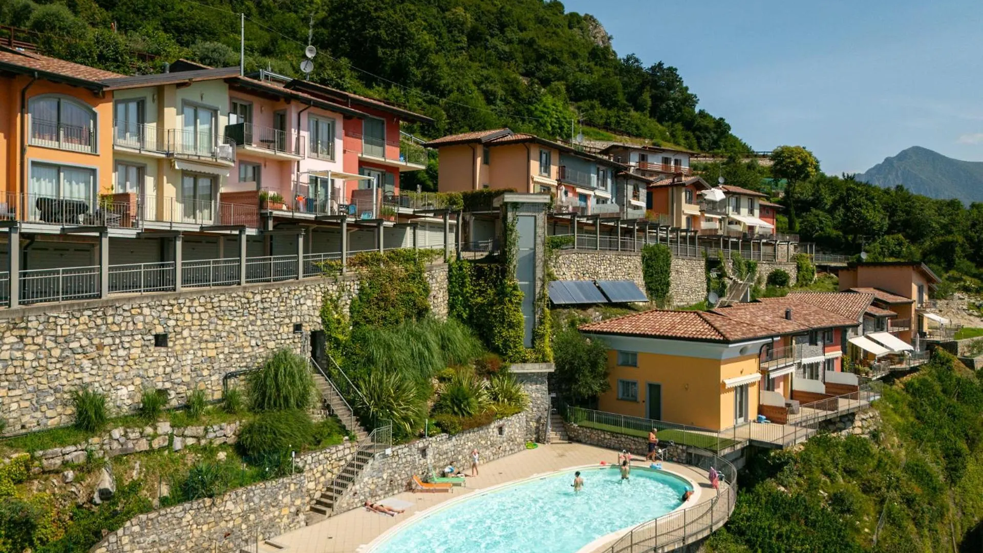 Panorama Apartment Parzanica Italy